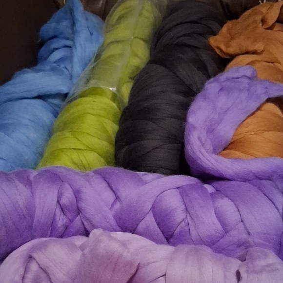 Colorful Yarn Bundle - Picture 1 of 8